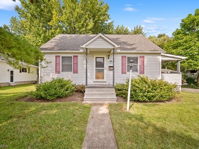 687 Elyria Ave
