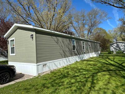 N65W22201 Woodfield Dr