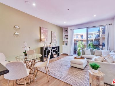 4060 Glencoe Ave APT 202