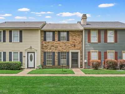 10007 Saratoga Dr
