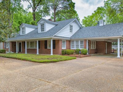 3463 Bankhead Ave