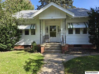 Property at 25 S Vermont Ave, Mason City, IA