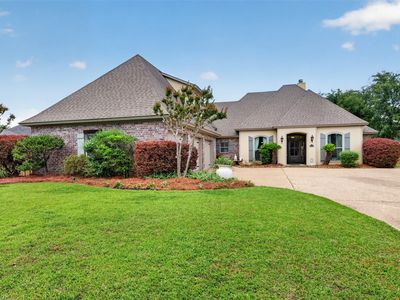 334 Saint Charles Blvd