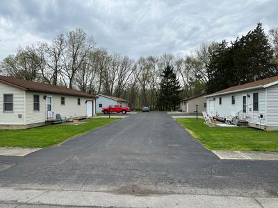 305 N Elm St