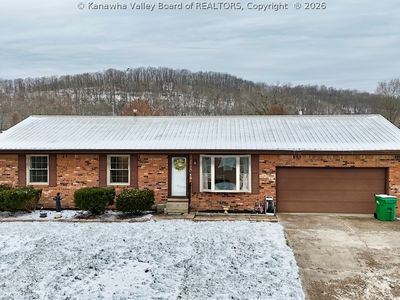 Property at 194 Shawnee Est, Winfield, WV