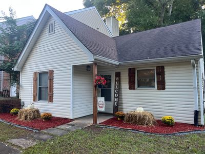 1064 Travelers Trl NW