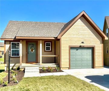 13745 Leigh Dr