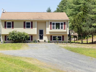 Property at 133 Pleasant St, Plympton, MA