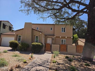 1434 El Miradero Ave