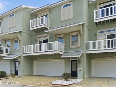 705 W Beach Blvd #705