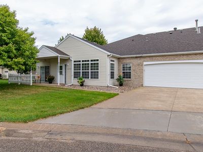5319 University Dr S Unit B