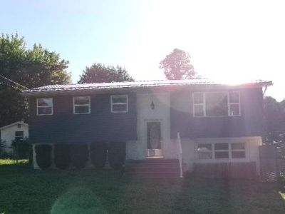 148 Majestic Ct