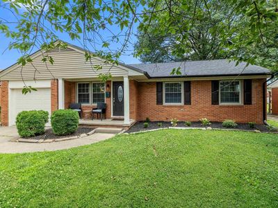 3601 Lewis Ln