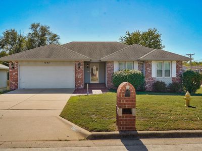 Property at 1542 W Deerfield Street, Springfield, MO