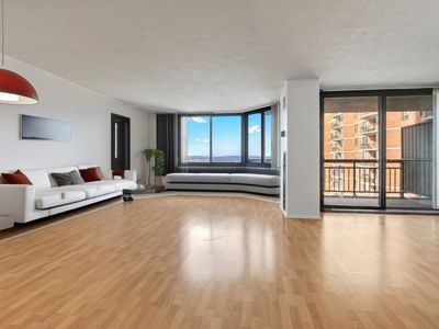 816 Harmon Cove Tower #816