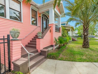 3911 Avenue R 1/2