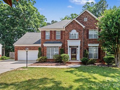 1421 Moonstone Dr