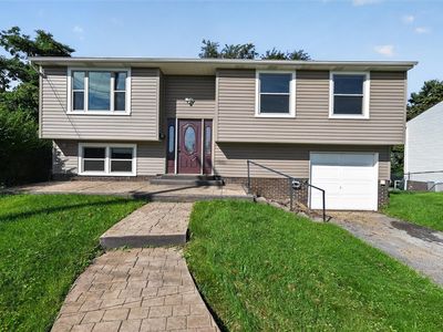 768 Illini Dr