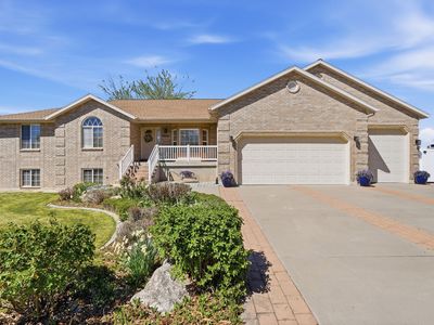 1468 Flint Meadow Dr