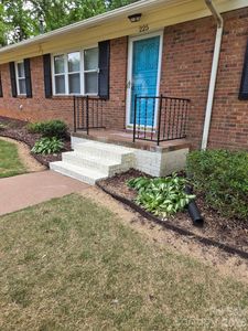 Property at 225 Middleton Ave, Matthews, NC