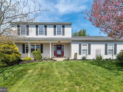 105 Birchwood Dr