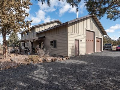 10001 SW Geneva View Rd