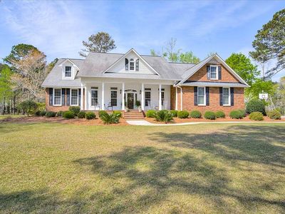 1490 Country Club Cir