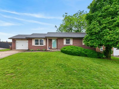 307 Castle Blvd