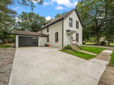 108 Laurel St