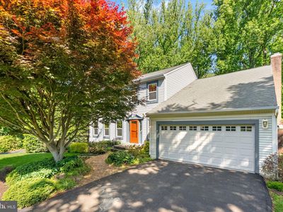11582 Southington Ln