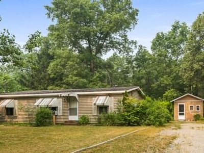 2149 W White Lake Dr