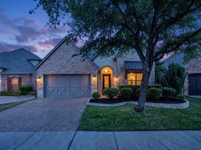 221 Versailles Ln