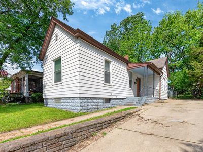 668 Elliott Ave