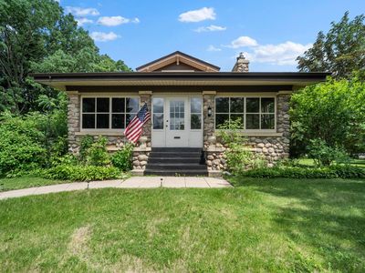 721 Cedar St
