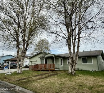2571 Lyvona Ln