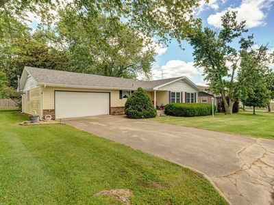 940 Carl Allen Street