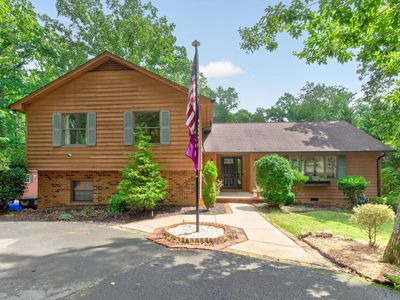 7 Mulligan Dr