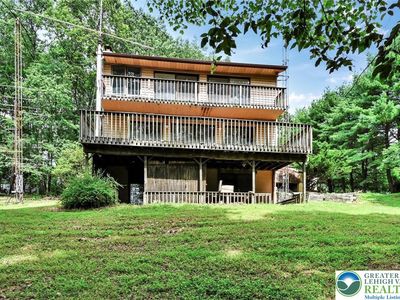 121 Longview Dr