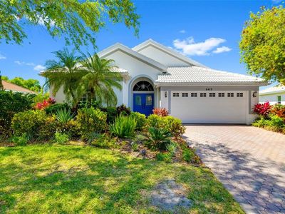 Property at 6413 Grand Point Ave, University Park, FL