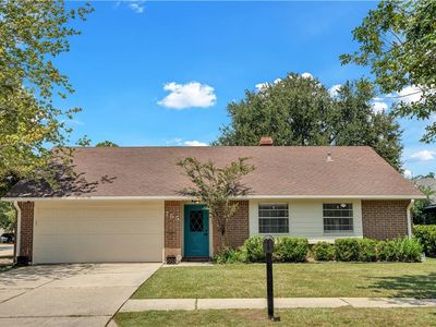 765 Ridgewood Dr