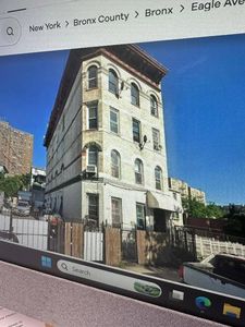 594 Eagle Ave