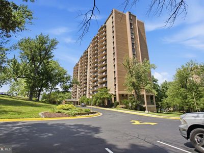 6100 Westchester Park Dr APT T8