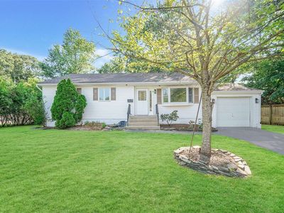 218 Eastwood Boulevard