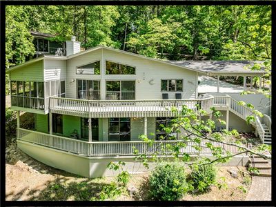 38 Foremast Dr