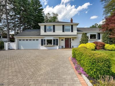 11 Carlisle Rd