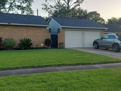 1618 Thornbrook Dr