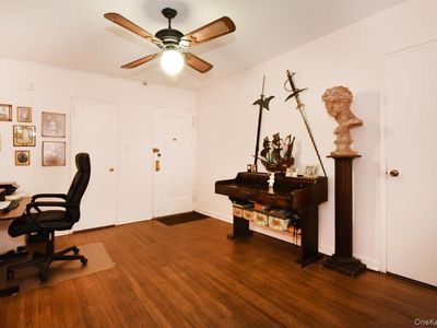 143-50 Hoover Avenue #416