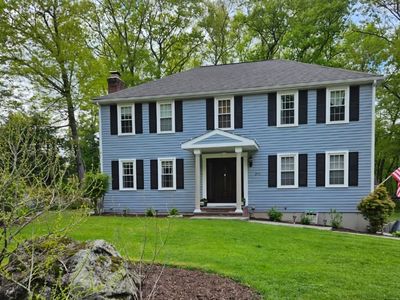 271 Cliff Dr