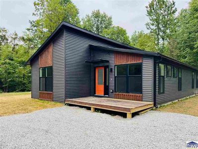 1307 W White Rock Rd