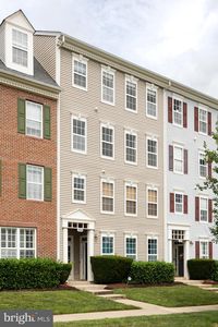 584 Orchard Ridge Dr Unit 200